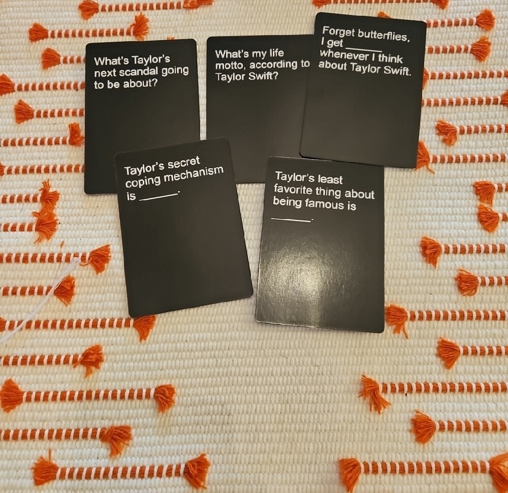 Taylor Swift Cards Against Swifties - Picture 3 of 4
